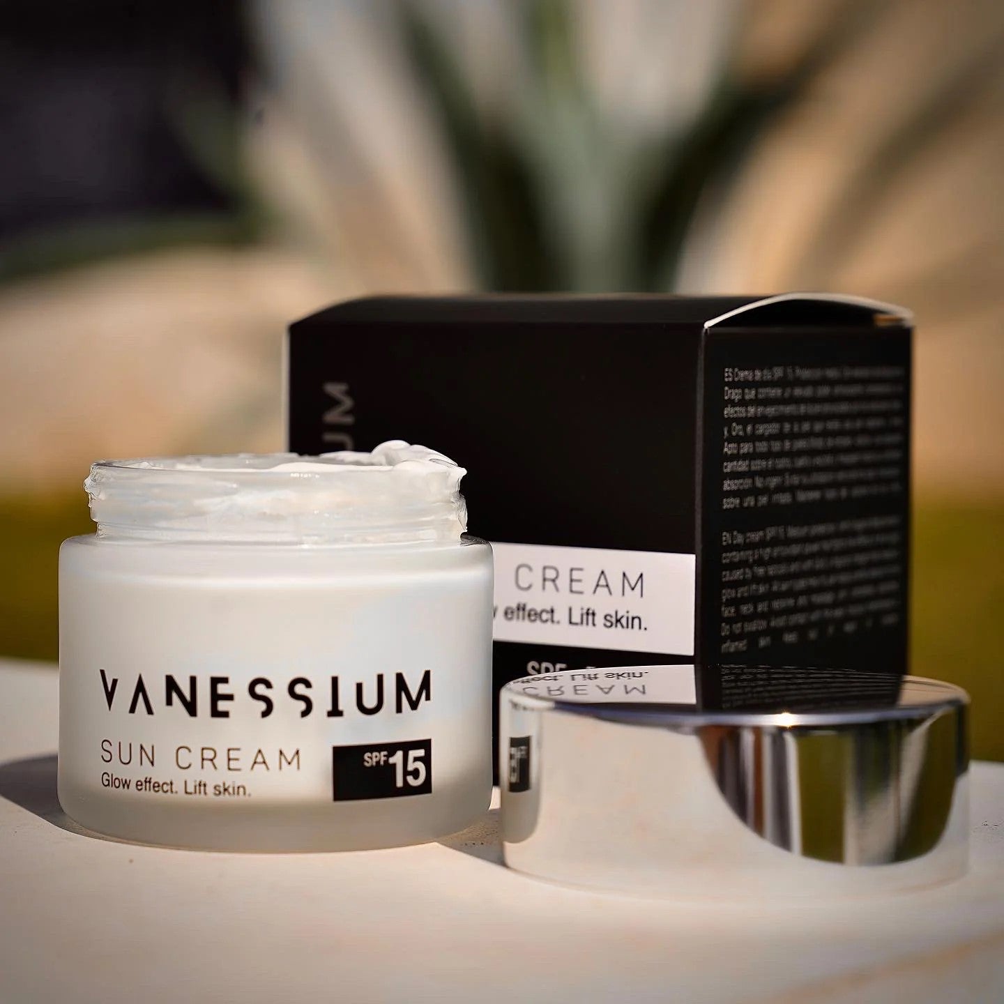 Vanessium Sun Cream SPF15. Glow Effect. Lift Skin.